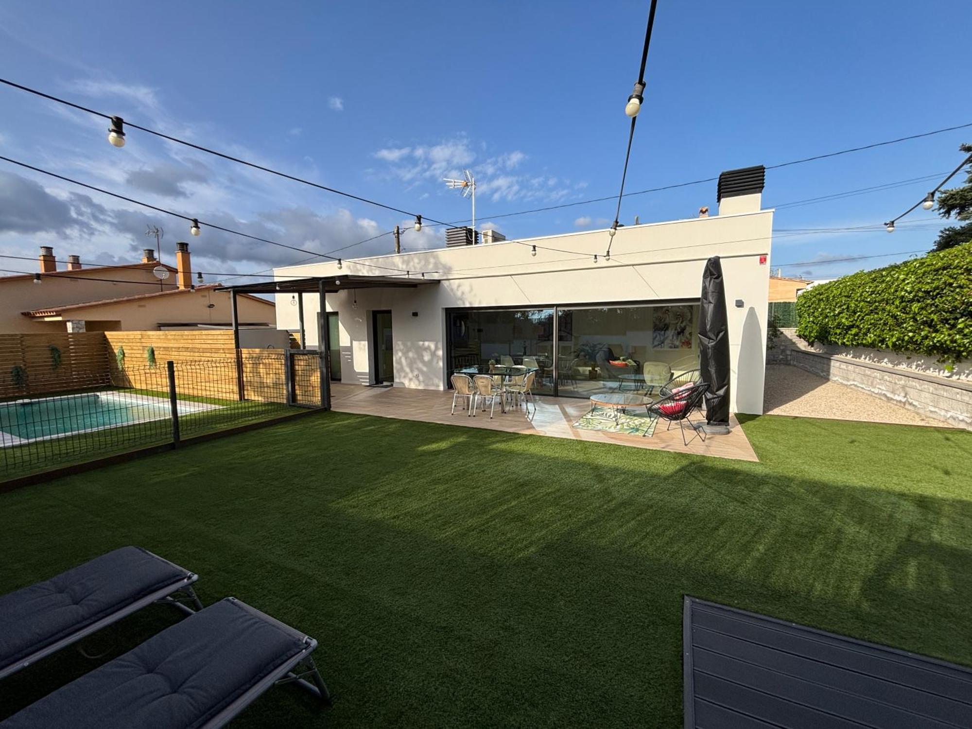Hébergement de vacances Espectacular Casa En - Costa Brava, Con Piscina Llagostera